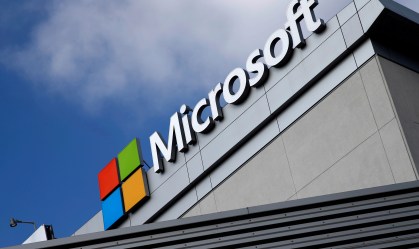 Microsoft e Apple emparelham na briga pela posição de empresa mais valiosa da bolsa