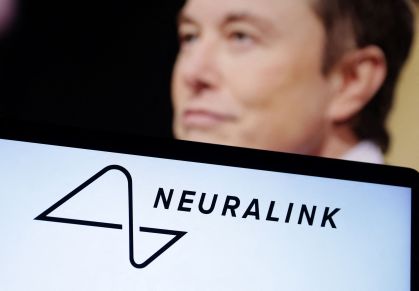 Primeiro chip cerebral humano da Neuralink apresenta falha --mas tem solução