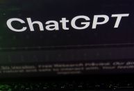 Efeito ChatGPT: Coursera teve uma inscrição por minuto em cursos de IA em 2023