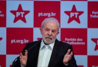 Campanha de Lula tenta deixar polêmicas e mirar centro, dizem membros da equipe