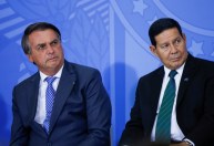 TSE forma maioria contra a cassação da chapa Bolsonaro-Mourão