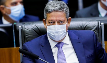 "Sistema é confiável", diz Lira em defesa das urnas eletrônicas