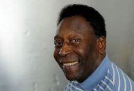 Quadro de Pelé piora e médicos dizem que câncer prejudica rins e coração