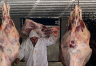 Lockdown em Xangai desacelera comércio de carne chinês
