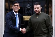 Em Londres, Zelensky ganha promessa de treino de pilotos em caças da Otan