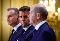 Potências europeias sofrem com crise econômica e de governabilidade