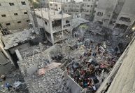 Jornalista perde quatro filhos e três irmãos durante explosão em campo de refugiados em Gaza