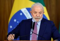 Lula volta a receber indicados para a PGR