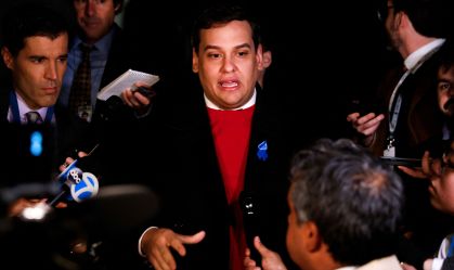 EUA: Republicano apresenta resolução para expulsar George Santos do Congresso