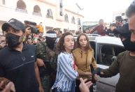 Israel e Hamas continuam com negociações para libertar reféns mesmo após fim da trégua, diz EUA