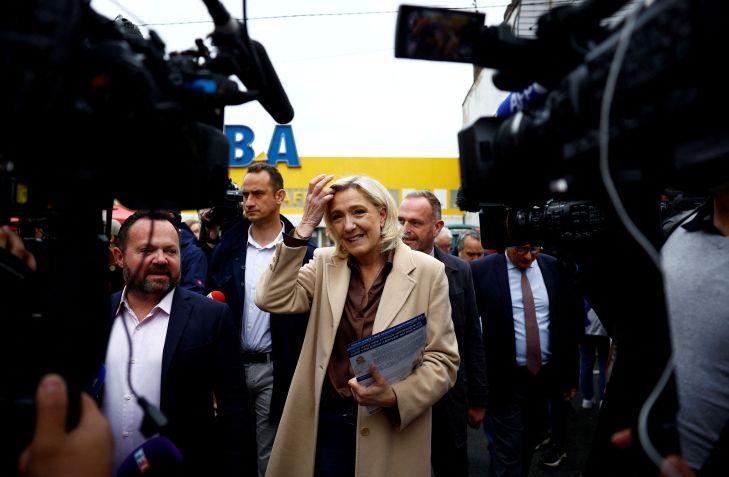 Marine Le Pen, líder do Reunião Nacional, em Henin-Beaumont, norte da França / 14/6/2024 REUTERS/Sarah Meyssonnier