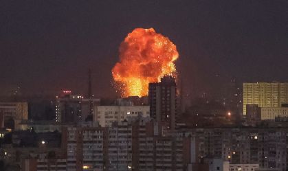 Rússia lança ondas de ataques de drones em Kiev, dizem militares da Ucrânia