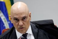 Moraes dá 5 dias para PGR se manifestar sobre recurso de ex-assessor contra apreensão de celular