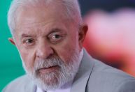 Um dia depois, Lula ainda não cumprimentou Putin por reeleição
