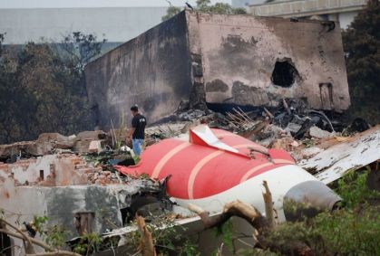 Air India: O que as investigações revelam sobre queda do avião