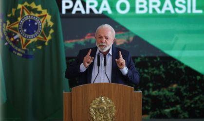 Lula deve usar confraternização para apoio a projetos do governo