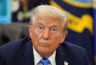 Análise: recuo de Trump sobre arquivos de Epstein marca rara fragilidade