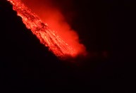 Cinzas de vulcão atingem casas em La Palma, na Espanha