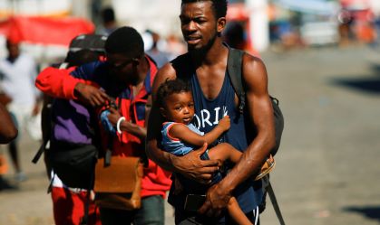 México e Estados Unidos selam novo acordo contra a imigração nas fronteiras