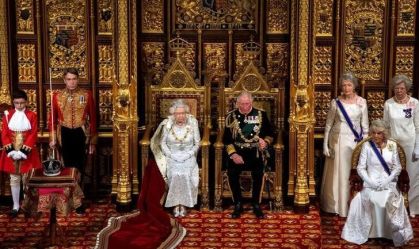 Regras de sucessão mudaram em favor da igualdade de gênero no reinado de Elizabeth