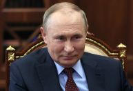 Putin diz que sanções do Ocidente contra Rússia são como uma “declaração de guerra”