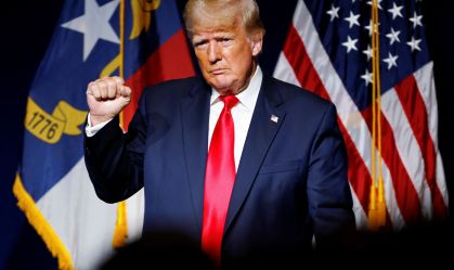 Mesmo após acusação, Trump conta com apoio de líderes republicanos