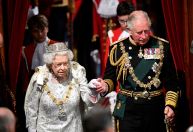 Quais são as funções e desafios de Charles III, novo rei britânico