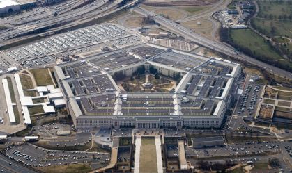 Governo Trump impõe escolta para jornalistas que acessarem o Pentágono