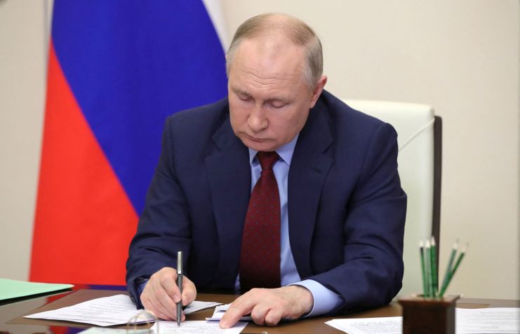 Presidente da Rússia, Vladimir Putin / 05/04/2022 Sputnik/Mikhail Klimentyev/Kremlin via REUTERS