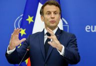 Presidente da Ucrânia terá que negociar com a Rússia em algum momento, diz Macron