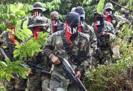 Grupo rebelde diz que negociações de paz com governo da Colômbia estão em crise