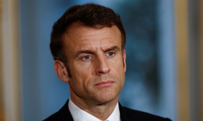 França vai retirar sua presença militar no Níger até o final de 2023, diz Macron