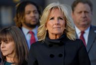 Esposa de Biden manda "corações" sobre decisão do marido de desistir da candidatura nos EUA
