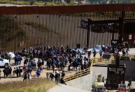 EUA suspendem todos os pedidos de imigração de 19 países