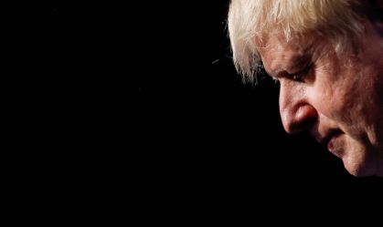Comitê quer barrar acesso de Boris Johnson ao Parlamento