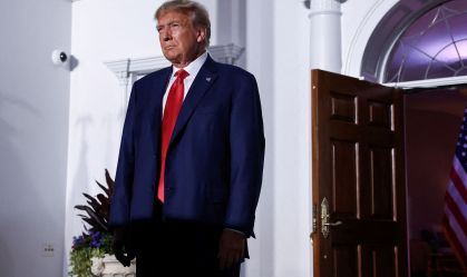Justiça marca julgamento de Trump sobre documentos secretos para 14 de agosto