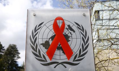 Brasil teve mais de uma morte por Aids por hora em 2022, diz relatório da ONU