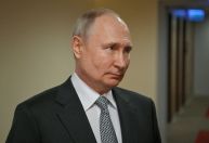 Lula conversa com Putin e recusa convite para Fórum Econômico Internacional de São Petersburgo