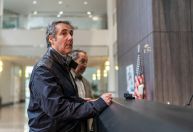 Ex-advogado de Trump diz que enviou a defensores citações de casos inexistentes geradas por IA