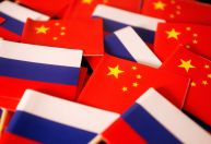 China dribla sanções e torna Rússia seu maior fornecedor de petróleo em 2023