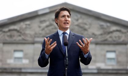 Tarifas sobre Canadá elevarão preços de produtos nos EUA, diz Trudeau