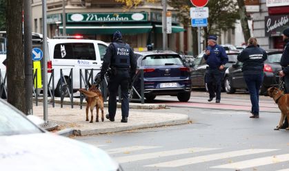 Atirador que matou dois suecos em Bruxelas morre após ser baleado pela polícia