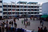 Agências humanitárias perdem contato com funcionários em Gaza em meio à interrupção total de comunicações