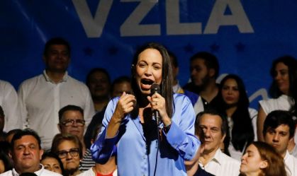 Venezuela aguarda resultado final de primárias da oposição, Machado declara vitória