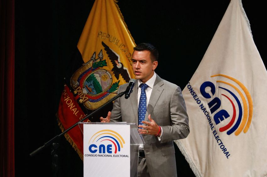 Daniel Noboa é diplomado em Quito após eleger-se presidente do Equador • 15/11/2023 Reuters/Karen Toro