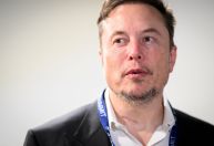 Tesla tenta 
