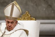 Papa diz que quer ser enterrado fora do Vaticano