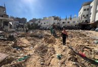 Como os hospitais de Gaza se tornaram campos de batalha