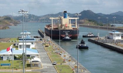China suspende venda dos portos do Canal do Panamá