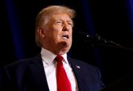 Novo julgamento contra Trump é politicamente positivo ao ex-presidente, avalia especialista